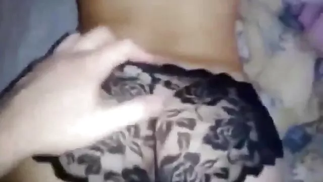 Morena alta y delgada se folla a insesto mama hijo su lindo novio