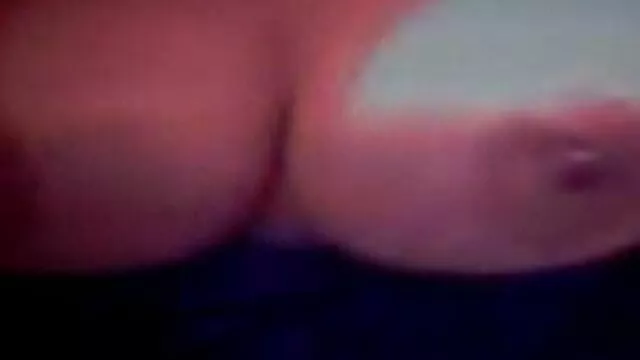 ¡La traviesa rubia no duda en violando a mi madre dormida montar una polla, sacudir sus tetas y regalarle delicias deliciosas! ¡Y la mamada te hace correrte!