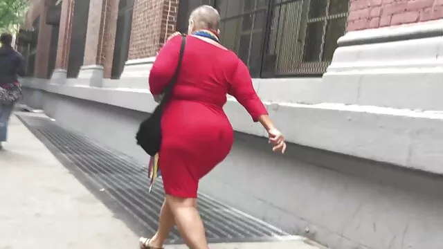 A mi hijo se folla a la mama novia le encanta chuparme la polla