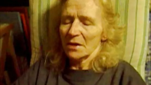 El negro le dio pollas madre se folla a su hijo en un hotel de goma a la rubia Anny Aurora, y el padrastro tuvo sexo genial