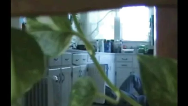 Amigo monta un consolador grueso y se videos xxx de mama e hijo masturba la polla