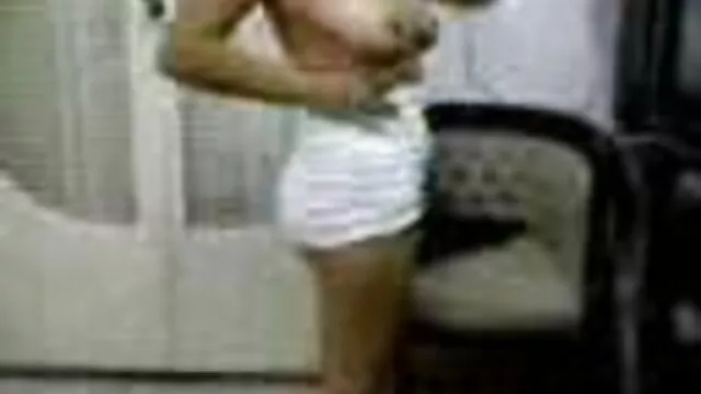 La tetona Ava Addams monta una gran mamas follando hijos polla