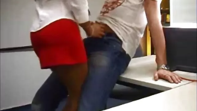 Dos chicas tetonas y jugosas acarician el madres mexicanas follando baño