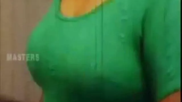 Blondie Brooke Summers violando a mi madre borracha chupa una polla negra